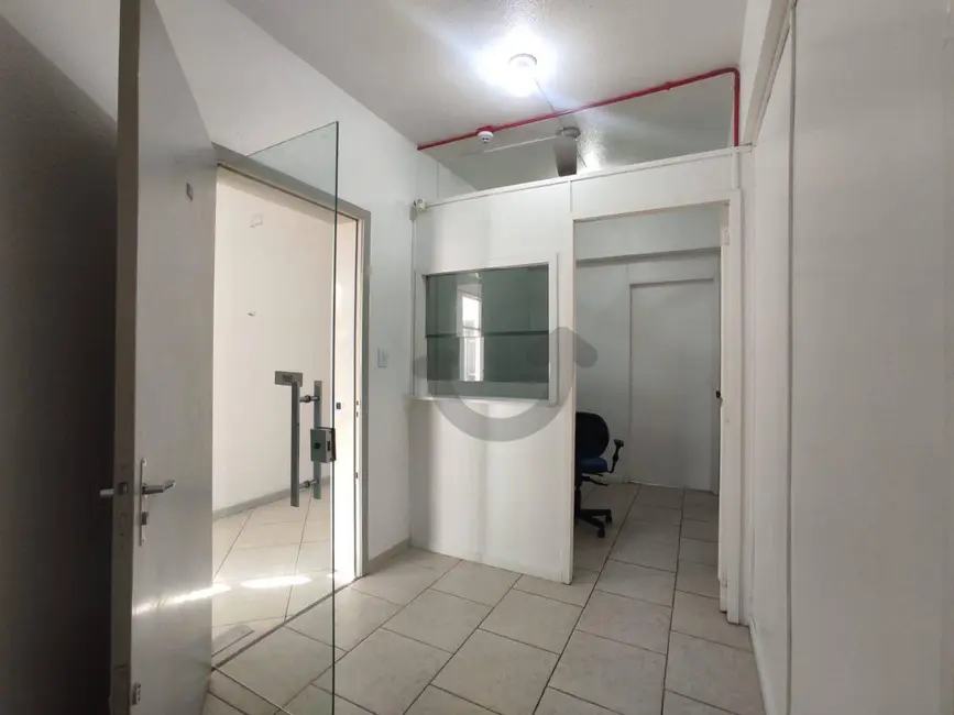 Sala Comercial para alugar, 40m2 em Centro, Santa Cruz Do Sul - RS - imagem 1 Foto 1 de Sala Comercial para alugar, 40m2 em Centro, Santa Cruz Do Sul - RS
