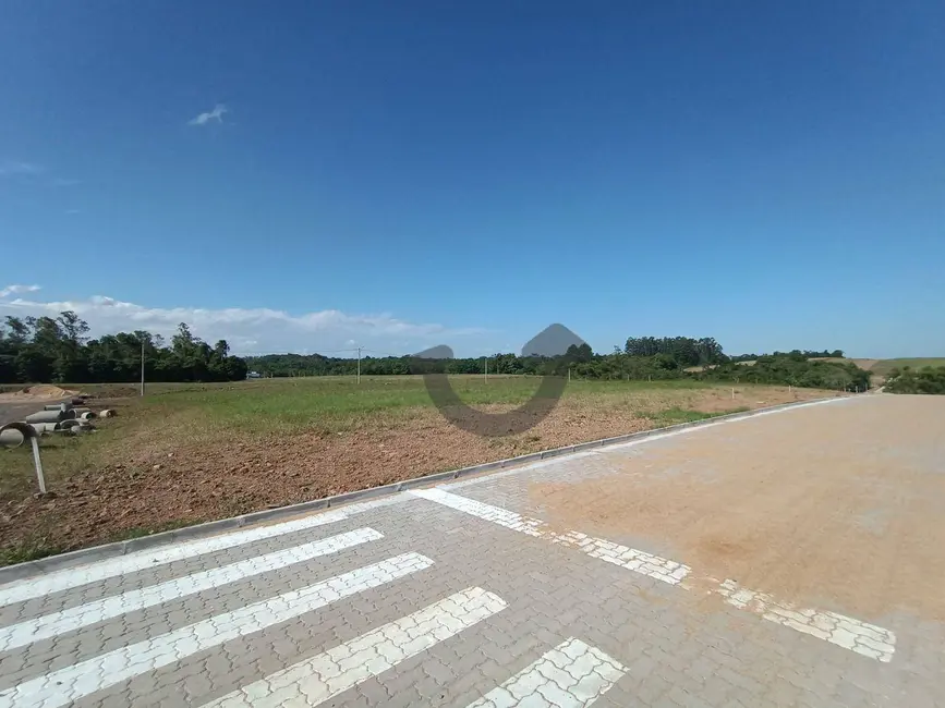 Foto 1 de Terreno / Lote à venda, 300m2 em Linha Santa Cruz, Santa Cruz Do Sul - RS