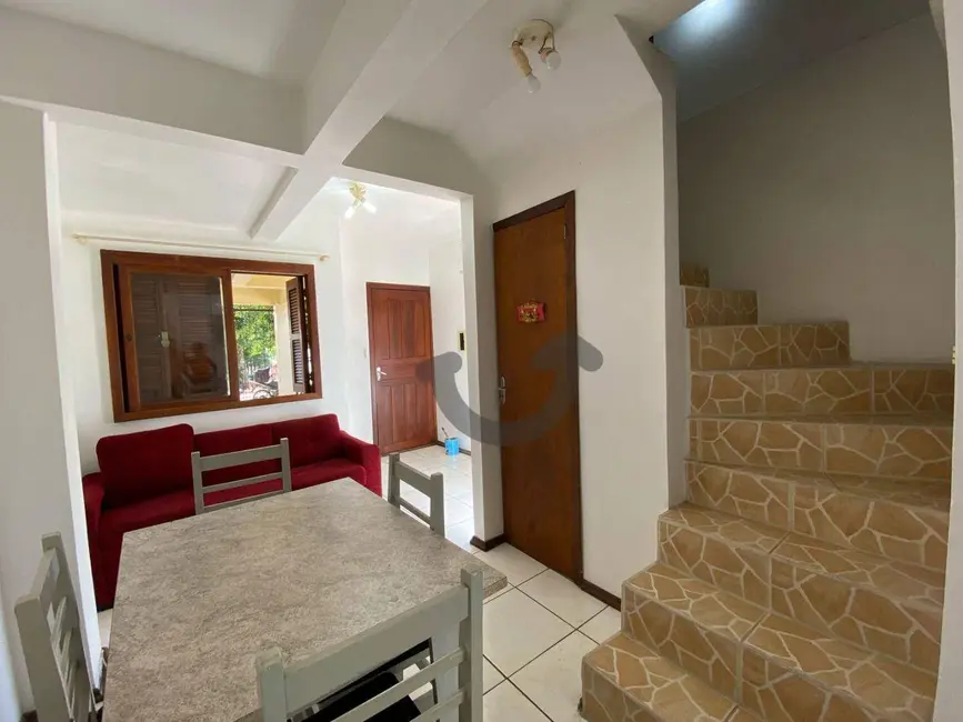 Casa com 3 quartos à venda, 65m2 em Avenida, Santa Cruz Do Sul - RS - imagem 4 Foto 4 de Casa com 3 quartos à venda, 65m2 em Avenida, Santa Cruz Do Sul - RS