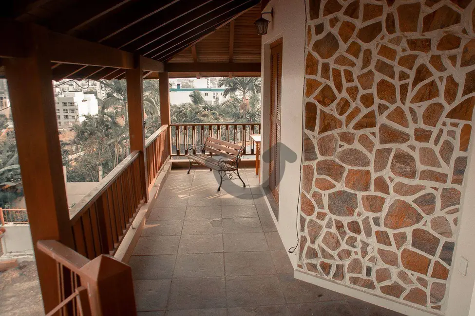 Foto 3 de Casa com 3 quartos à venda, 1007m2 em Santo Inácio, Santa Cruz Do Sul - RS