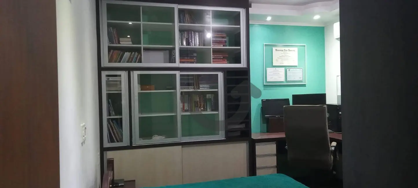 Casa com 4 quartos à venda, 372m2 em Renascença, Santa Cruz Do Sul - RS - imagem 4 Foto 4 de Casa com 4 quartos à venda, 372m2 em Renascença, Santa Cruz Do Sul - RS