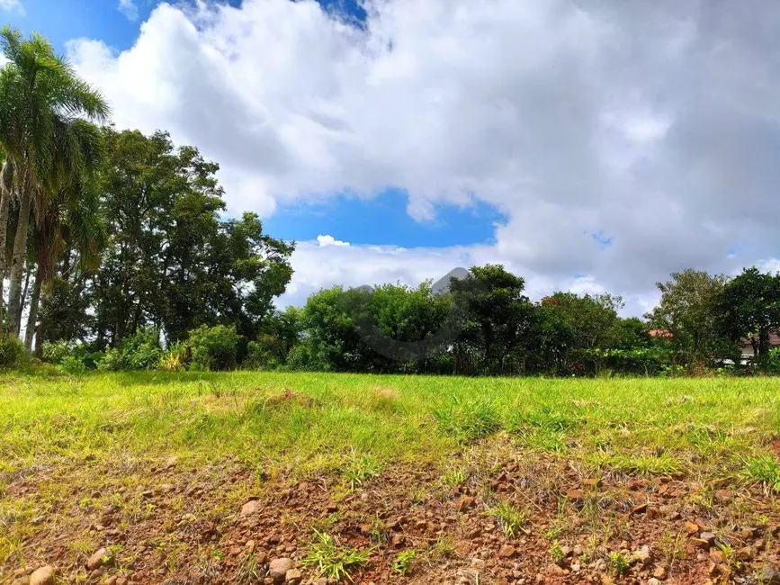 Foto 1 de Terreno / Lote à venda, 304m2 em Linha Santa Cruz, Santa Cruz Do Sul - RS