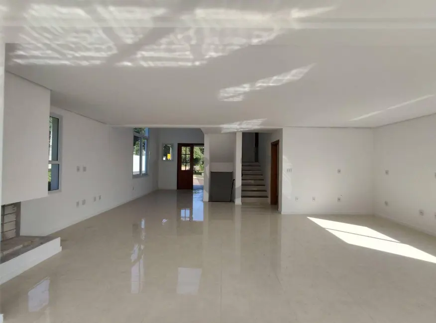 Foto 9 de Casa com 3 quartos à venda, 489m2 em Country, Santa Cruz Do Sul - RS