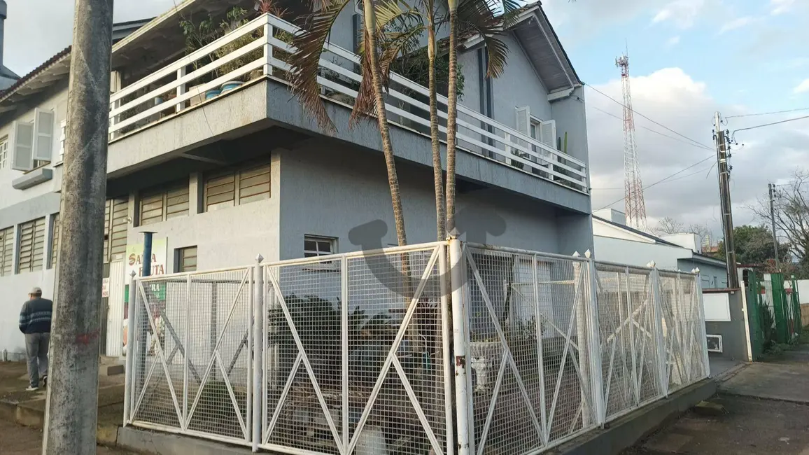 Foto 1 de Casa com 5 quartos à venda, 337m2 em Avenida, Santa Cruz Do Sul - RS