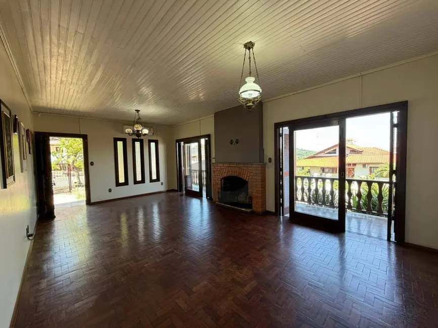 Foto 6 de Casa com 4 quartos para alugar, 365m2 em Margarida, Santa Cruz Do Sul - RS