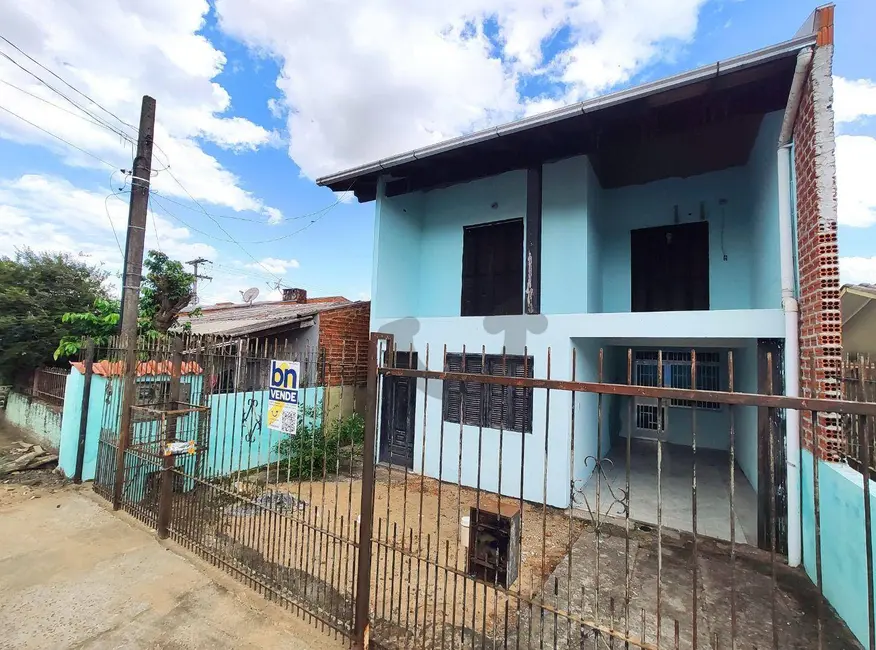 Foto 2 de Casa com 4 quartos à venda, 160m2 em Santa Vitória, Santa Cruz Do Sul - RS