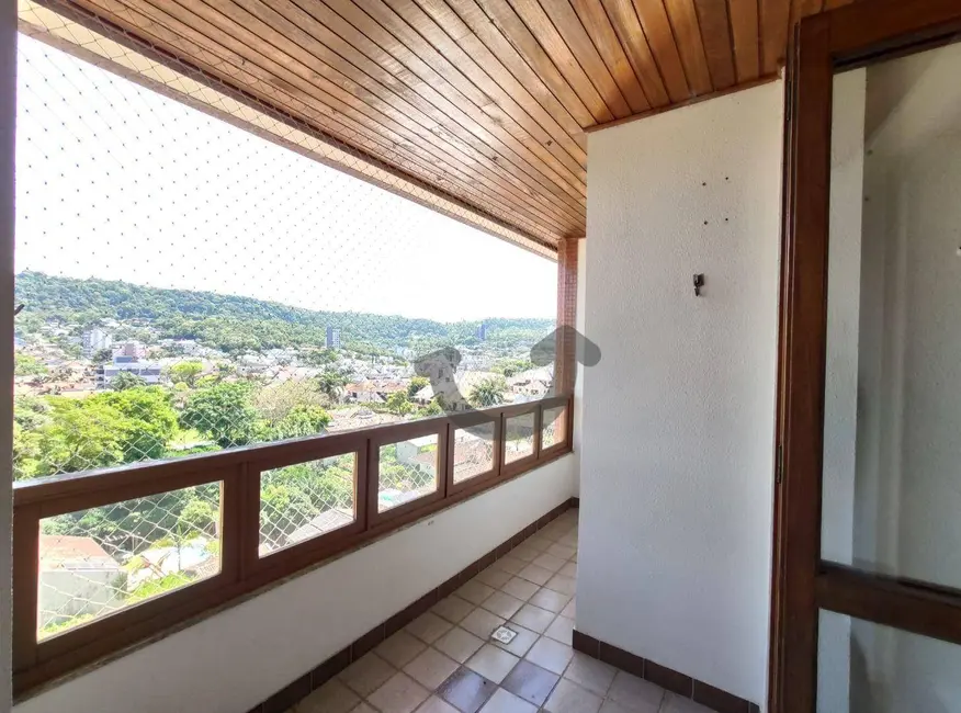 Apartamento com 3 quartos à venda, 347m2 em Universitário, Santa Cruz Do Sul - RS - imagem 8 Foto 8 de Apartamento com 3 quartos à venda, 347m2 em Universitário, Santa Cruz Do Sul - RS