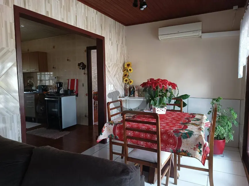 Casa com 3 quartos à venda, 338m2 em Várzea, Santa Cruz Do Sul - RS - imagem 8 Foto 8 de Casa com 3 quartos à venda, 338m2 em Várzea, Santa Cruz Do Sul - RS