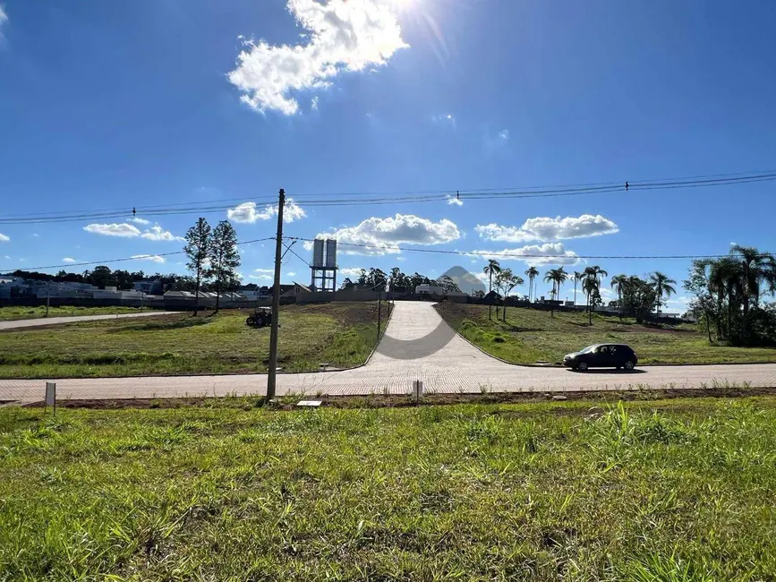 Foto 5 de Terreno / Lote à venda, 333m2 em Country, Santa Cruz Do Sul - RS