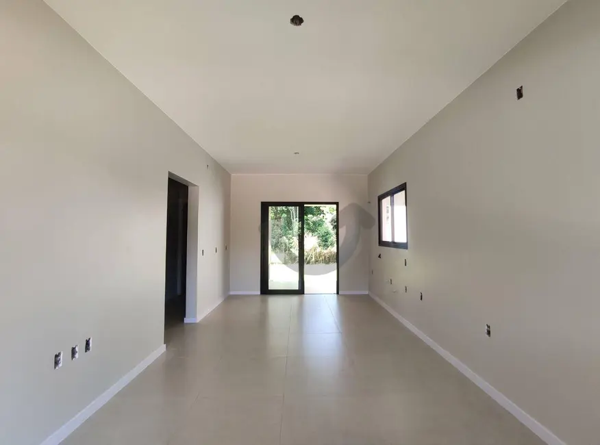 Foto 3 de Casa com 3 quartos à venda, 300m2 em Linha Santa Cruz, Santa Cruz Do Sul - RS