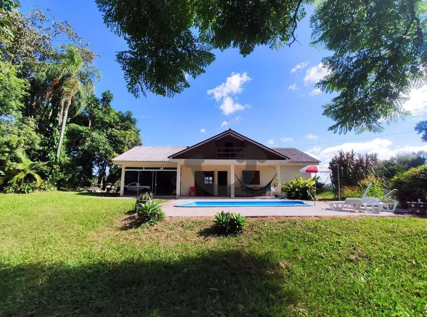 Foto 1 de Chácara com 3 quartos à venda, 6000m2 em Santa Cruz Do Sul - RS