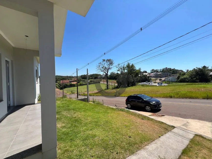 Casa de Condomínio com 3 quartos à venda, 361m2 em Country, Santa Cruz Do Sul - RS - imagem 3 Foto 3 de Casa de Condomínio com 3 quartos à venda, 361m2 em Country, Santa Cruz Do Sul - RS