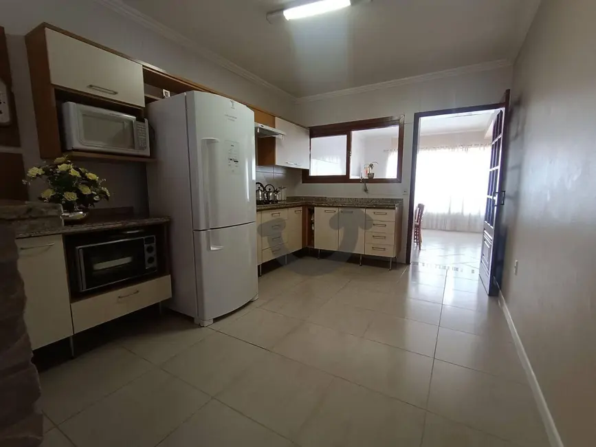 Casa com 2 quartos à venda, 792m2 em Avenida, Santa Cruz Do Sul - RS - imagem 9 Foto 9 de Casa com 2 quartos à venda, 792m2 em Avenida, Santa Cruz Do Sul - RS