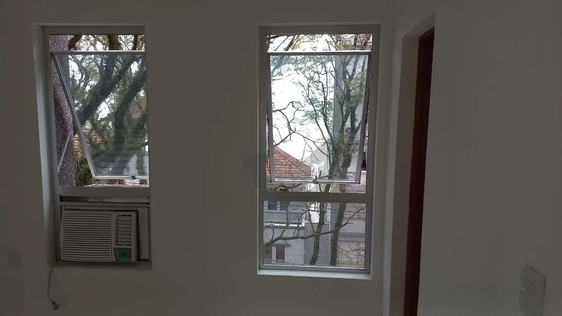 Sala Comercial à venda, 25m2 em Centro, Santa Cruz Do Sul - RS - imagem 4 Foto 4 de Sala Comercial à venda, 25m2 em Centro, Santa Cruz Do Sul - RS