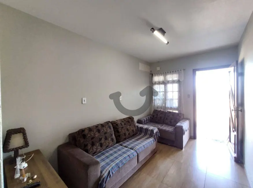 Casa com 3 quartos à venda, 410m2 em Santo Inácio, Santa Cruz Do Sul - RS - imagem 5 Foto 5 de Casa com 3 quartos à venda, 410m2 em Santo Inácio, Santa Cruz Do Sul - RS