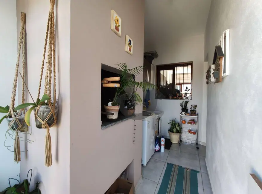 Casa com 2 quartos à venda, 168m2 em João Alves, Santa Cruz Do Sul - RS - imagem 9 Foto 9 de Casa com 2 quartos à venda, 168m2 em João Alves, Santa Cruz Do Sul - RS