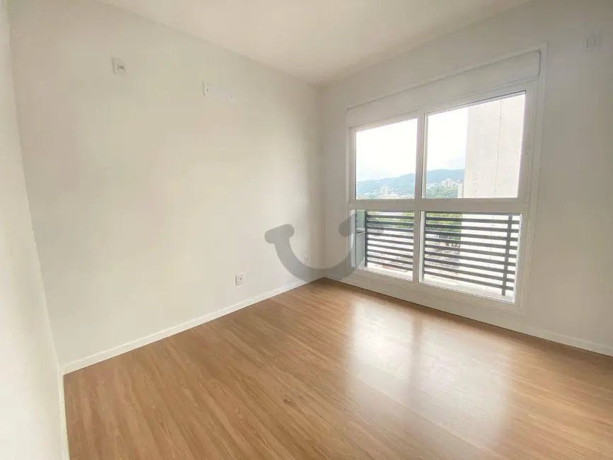 Foto 9 de Apartamento com 2 quartos para alugar, 121m2 em Centro, Santa Cruz Do Sul - RS
