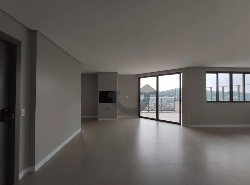 Foto 2 de Apartamento com 3 quartos à venda, 257m2 em Centro, Santa Cruz Do Sul - RS