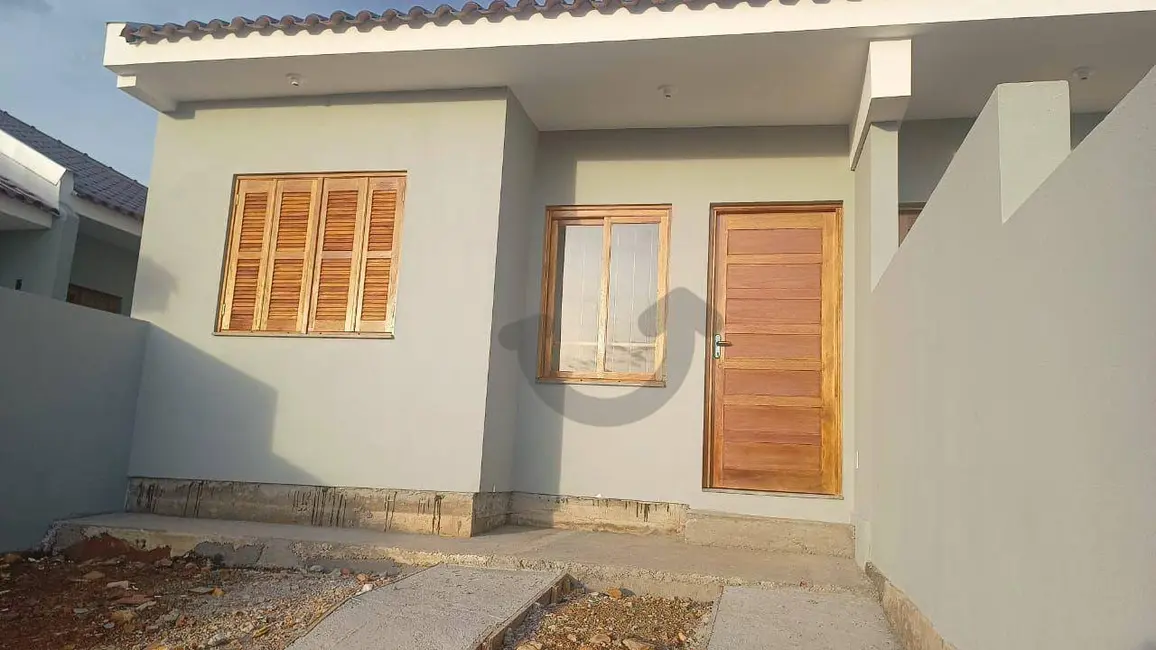 Foto 1 de Casa com 2 quartos à venda, 89m2 em Esmeralda, Santa Cruz Do Sul - RS
