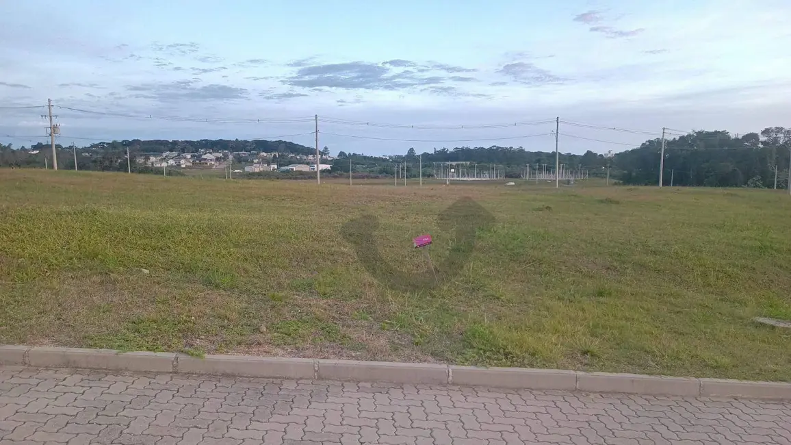 Foto 1 de Terreno / Lote à venda, 300m2 em Linha Santa Cruz, Santa Cruz Do Sul - RS