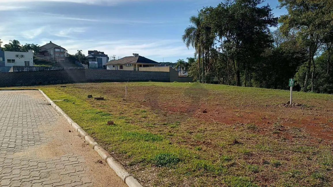 Foto 2 de Terreno / Lote à venda, 765m2 em Jardim Europa, Santa Cruz Do Sul - RS