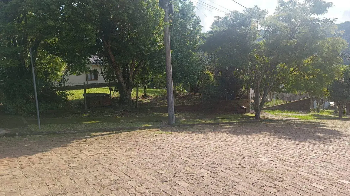 Foto 2 de Casa com 2 quartos à venda, 601m2 em Renascença, Santa Cruz Do Sul - RS