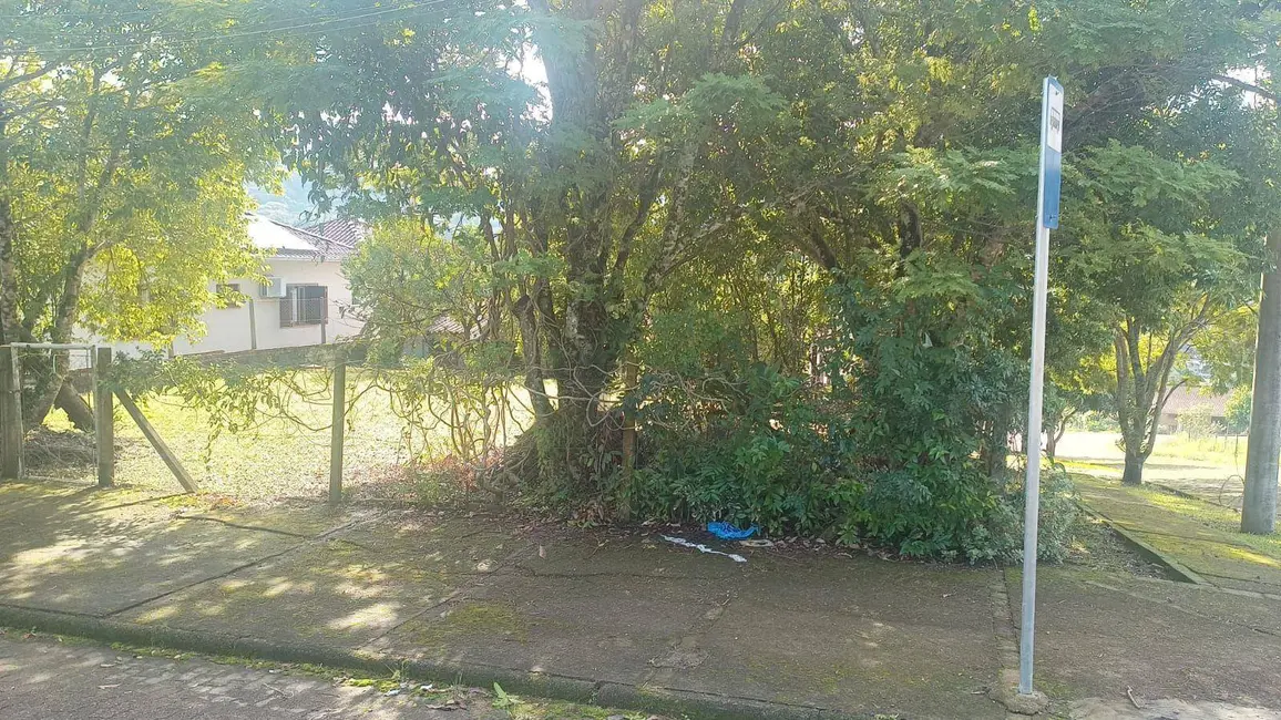 Foto 4 de Casa com 2 quartos à venda, 601m2 em Renascença, Santa Cruz Do Sul - RS