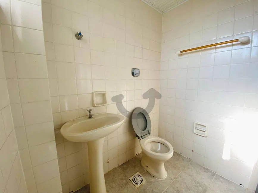 Sala Comercial para alugar, 40m2 em Centro, Santa Cruz Do Sul - RS - imagem 3 Foto 3 de Sala Comercial para alugar, 40m2 em Centro, Santa Cruz Do Sul - RS