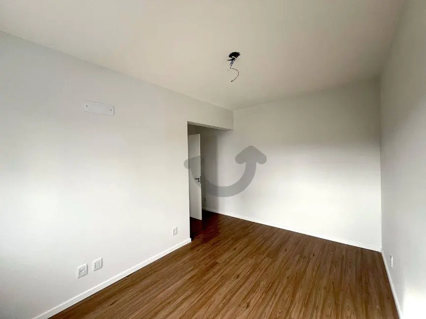Apartamento com 2 quartos para alugar, 104m2 em Centro, Santa Cruz Do Sul - RS - imagem 9 Foto 9 de Apartamento com 2 quartos para alugar, 104m2 em Centro, Santa Cruz Do Sul - RS