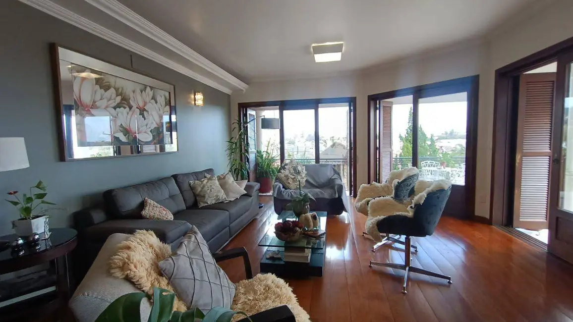 Foto 8 de Casa com 3 quartos à venda, 927m2 em Santo Inácio, Santa Cruz Do Sul - RS