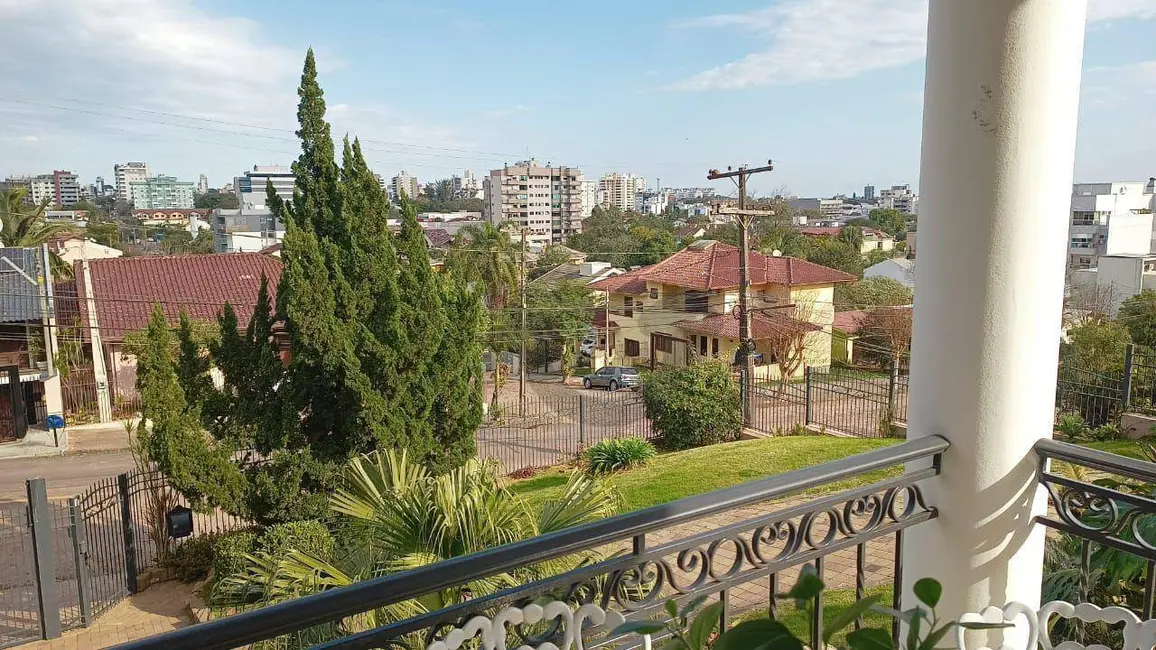 Foto 4 de Casa com 3 quartos à venda, 927m2 em Santo Inácio, Santa Cruz Do Sul - RS