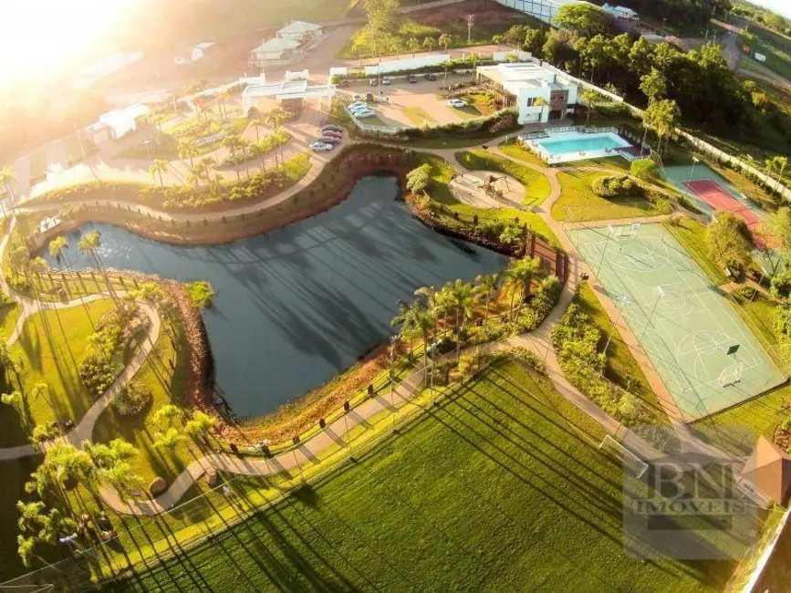 Casa de Condomínio com 3 quartos à venda, 336m2 em Country, Santa Cruz Do Sul - RS - imagem 9 Foto 9 de Casa de Condomínio com 3 quartos à venda, 336m2 em Country, Santa Cruz Do Sul - RS
