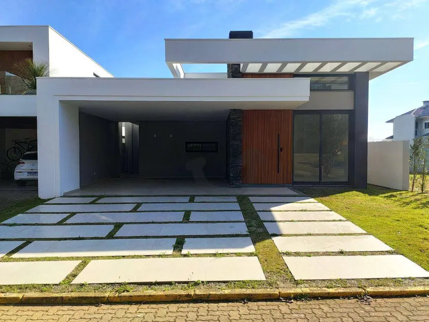Foto 2 de Casa de Condomínio com 3 quartos à venda, 336m2 em Country, Santa Cruz Do Sul - RS