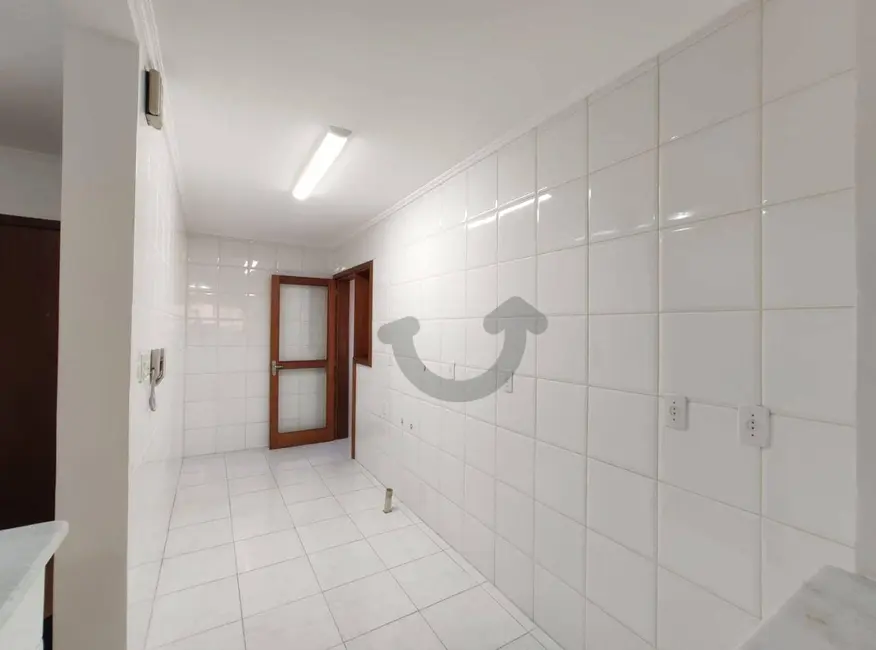 Apartamento com 3 quartos à venda, 136m2 em Centro, Santa Cruz Do Sul - RS - imagem 8 Foto 8 de Apartamento com 3 quartos à venda, 136m2 em Centro, Santa Cruz Do Sul - RS