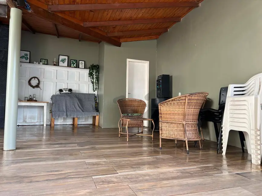 Foto 4 de Casa com 3 quartos à venda, 281m2 em Ana Nery, Santa Cruz Do Sul - RS