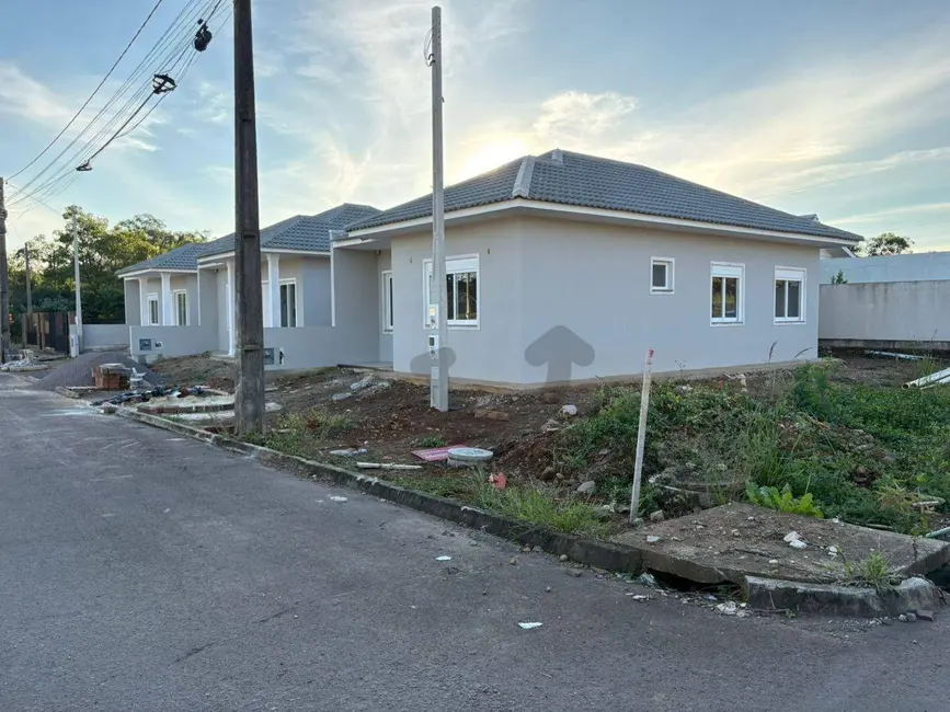 Casa com 3 quartos à venda, 195m2 em Country, Santa Cruz Do Sul - RS - imagem 3 Foto 3 de Casa com 3 quartos à venda, 195m2 em Country, Santa Cruz Do Sul - RS