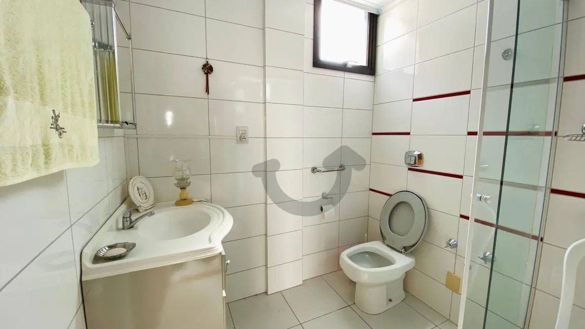 Apartamento com 2 quartos para alugar, 180m2 em Centro, Santa Cruz Do Sul - RS - imagem 7 Foto 7 de Apartamento com 2 quartos para alugar, 180m2 em Centro, Santa Cruz Do Sul - RS