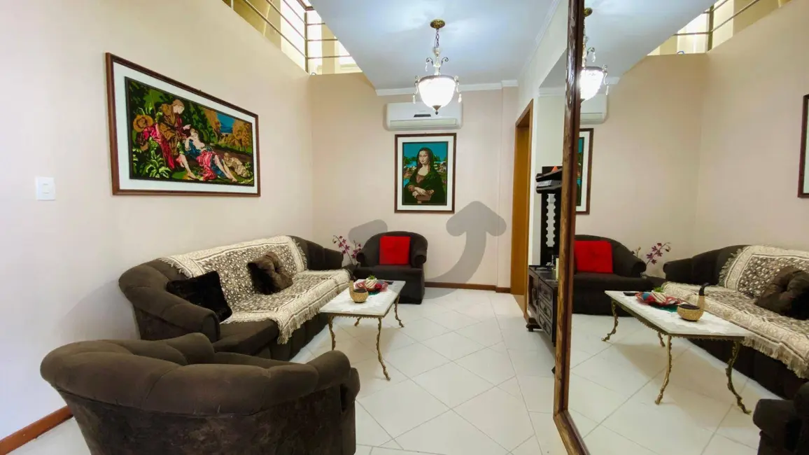 Apartamento com 2 quartos para alugar, 180m2 em Centro, Santa Cruz Do Sul - RS - imagem 3 Foto 3 de Apartamento com 2 quartos para alugar, 180m2 em Centro, Santa Cruz Do Sul - RS