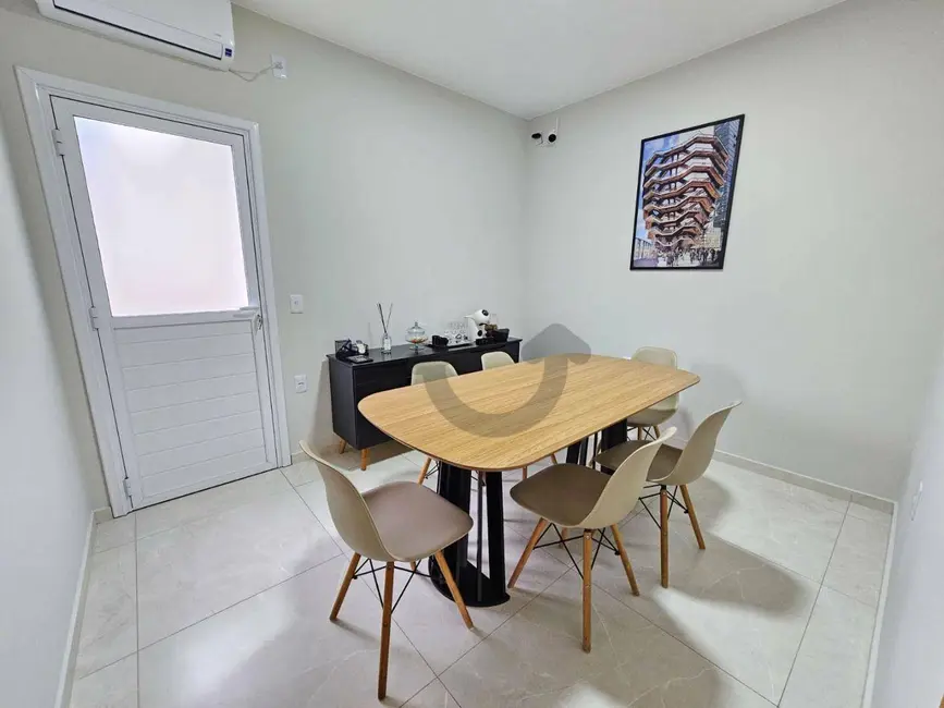 Casa com 3 quartos à venda, 200m2 em Avenida, Santa Cruz Do Sul - RS - imagem 7 Foto 7 de Casa com 3 quartos à venda, 200m2 em Avenida, Santa Cruz Do Sul - RS