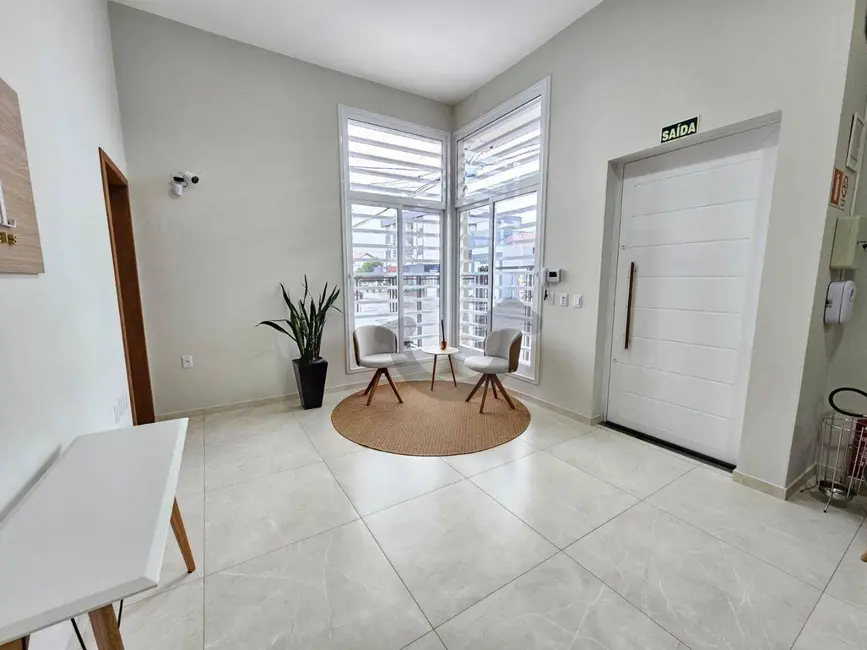 Casa com 3 quartos à venda, 200m2 em Avenida, Santa Cruz Do Sul - RS - imagem 3 Foto 3 de Casa com 3 quartos à venda, 200m2 em Avenida, Santa Cruz Do Sul - RS