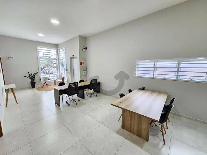Casa com 3 quartos à venda, 200m2 em Avenida, Santa Cruz Do Sul - RS - imagem 5 Foto 5 de Casa com 3 quartos à venda, 200m2 em Avenida, Santa Cruz Do Sul - RS