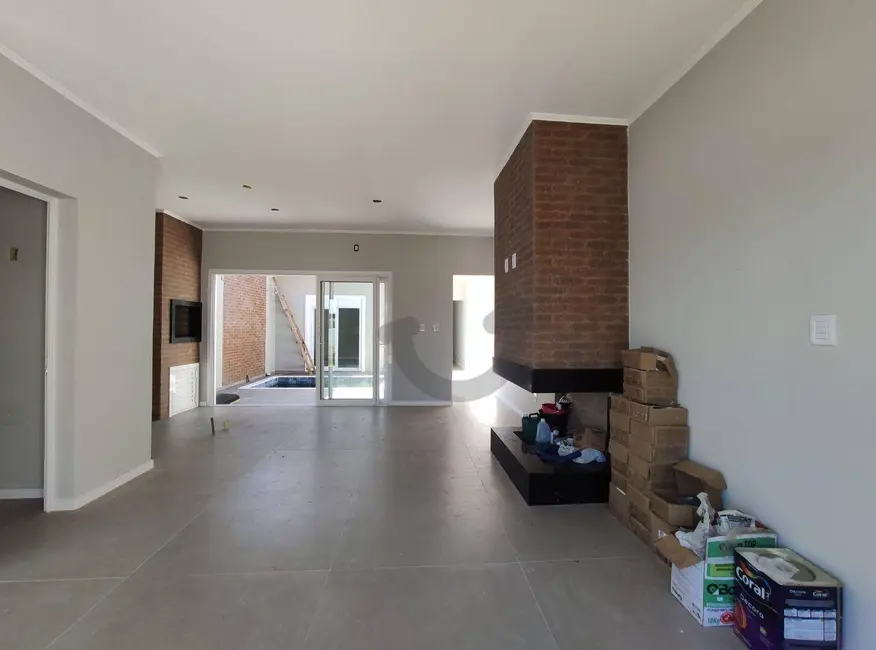 Foto 3 de Casa com 2 quartos à venda, 192m2 em Linha Santa Cruz, Santa Cruz Do Sul - RS