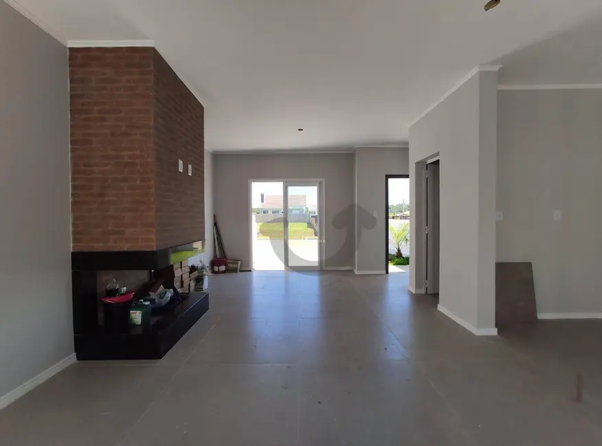 Foto 2 de Casa com 2 quartos à venda, 192m2 em Linha Santa Cruz, Santa Cruz Do Sul - RS