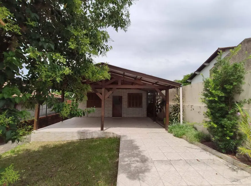 Foto 1 de Casa com 3 quartos à venda, 540m2 em Goiás, Santa Cruz Do Sul - RS