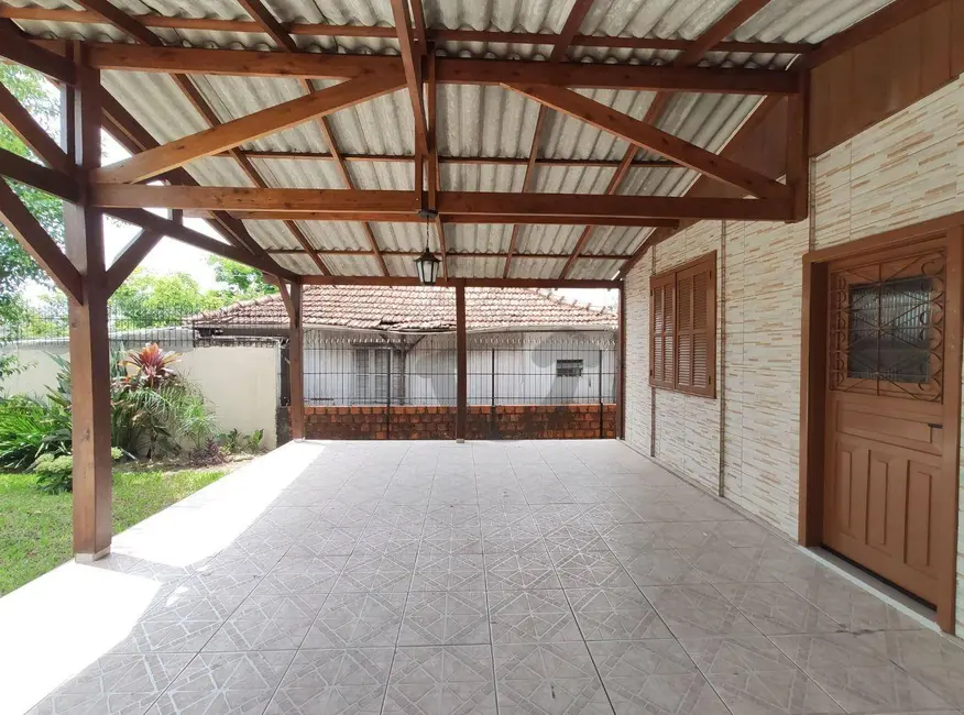 Foto 2 de Casa com 3 quartos à venda, 540m2 em Goiás, Santa Cruz Do Sul - RS