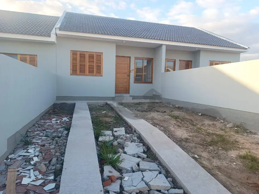 Casa com 2 quartos à venda, 148m2 em Santa Cruz Do Sul - RS - imagem 2 Foto 2 de Casa com 2 quartos à venda, 148m2 em Santa Cruz Do Sul - RS