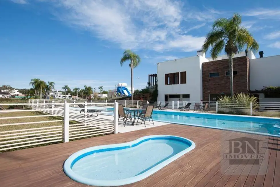 Casa de Condomínio com 3 quartos à venda, 336m2 em Country, Santa Cruz Do Sul - RS - imagem 8 Foto 8 de Casa de Condomínio com 3 quartos à venda, 336m2 em Country, Santa Cruz Do Sul - RS