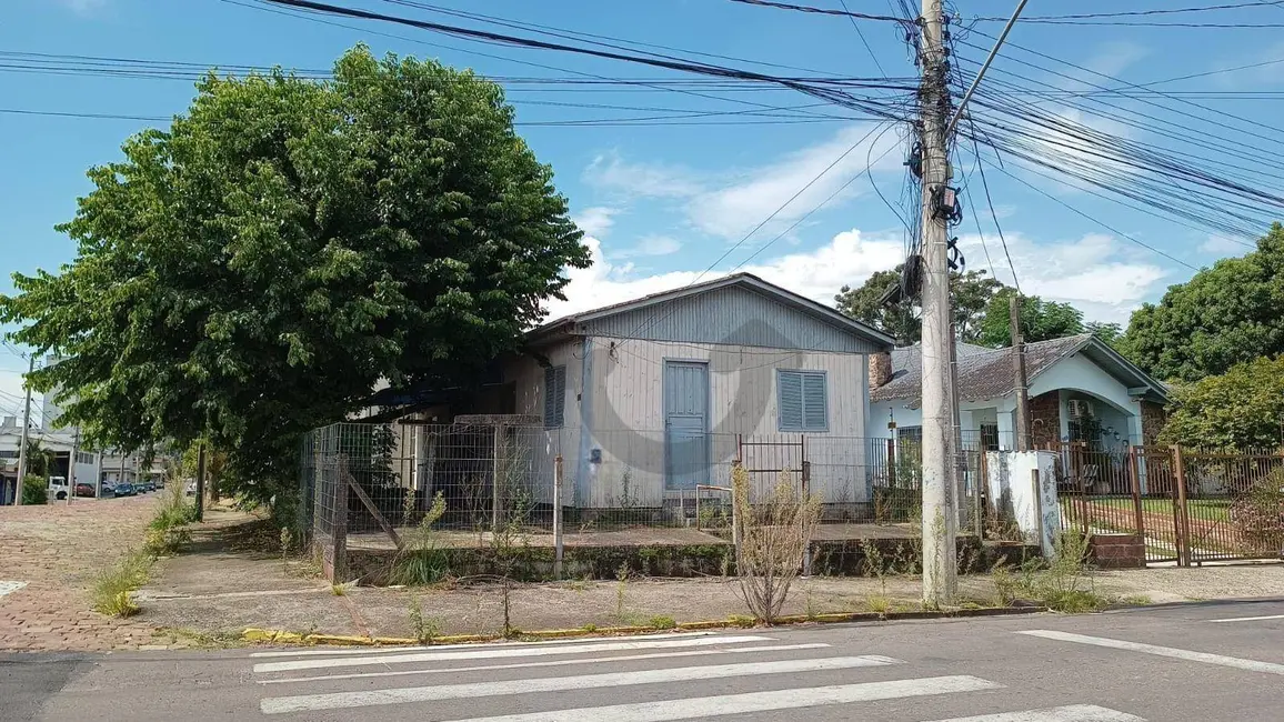 Foto 1 de Terreno / Lote à venda, 215m2 em Avenida, Santa Cruz Do Sul - RS