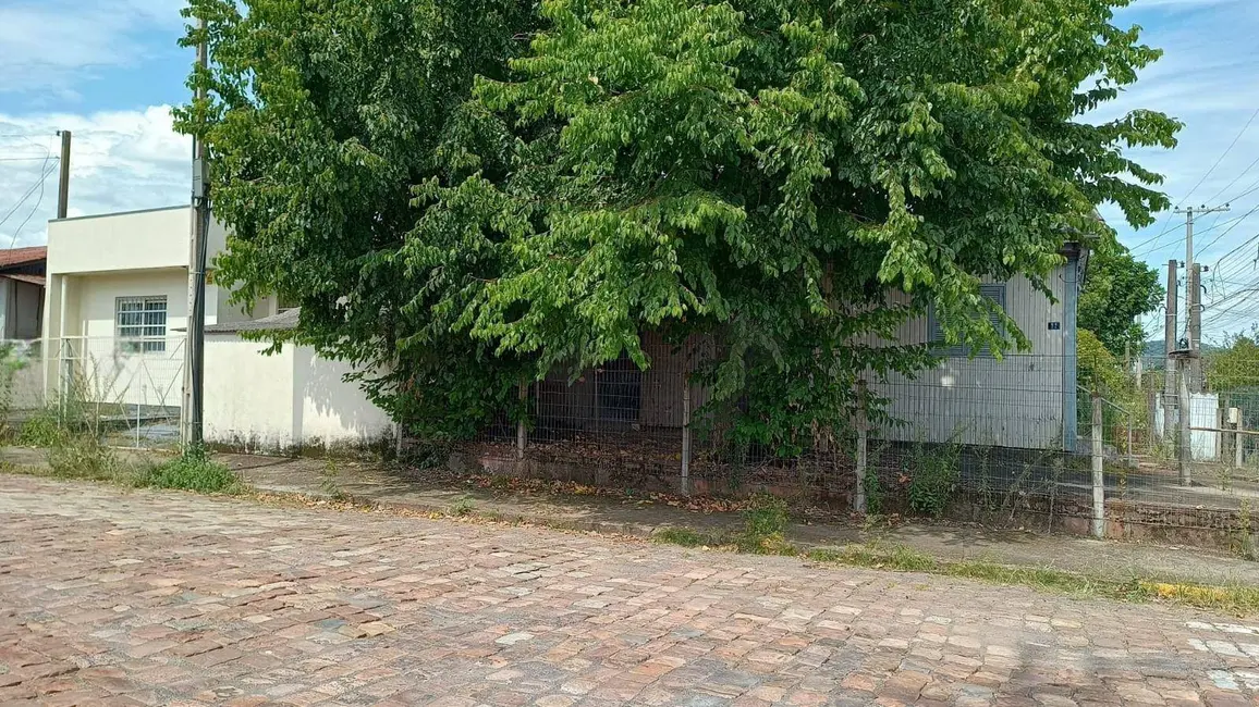 Foto 3 de Terreno / Lote à venda, 215m2 em Avenida, Santa Cruz Do Sul - RS