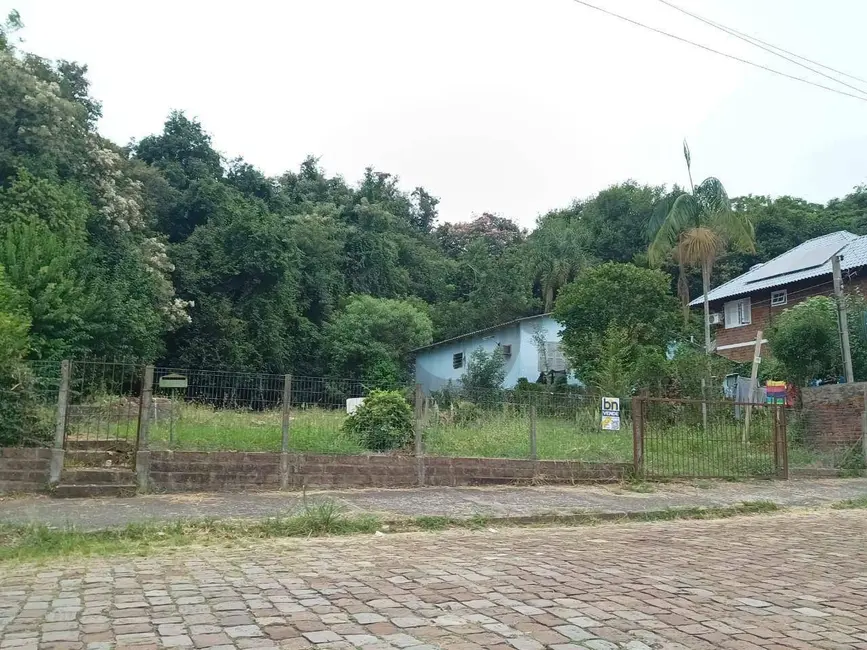 Foto 2 de Terreno / Lote à venda, 516m2 em Santa Cruz Do Sul - RS
